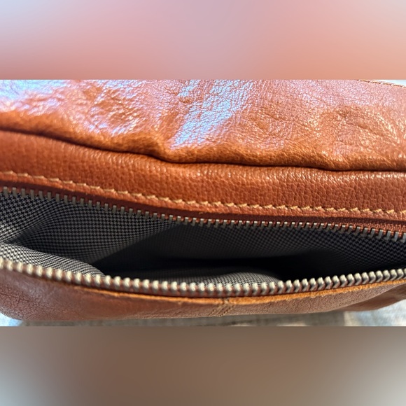 SPIKES & SPARROW Leather Waist Band Fanny Pack Crossbody - Picture 6 of 6